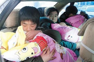 青岛一位患甲流产妇生下3胞胎后离世
