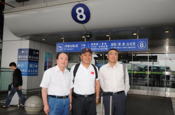 环境所张流波研究员赴西非开展埃博拉出血热防控工作
