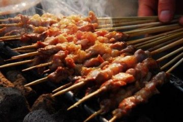 少吃香肠烤肉