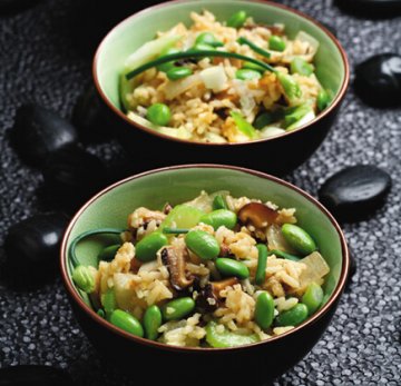 秋季养生食谱：毛豆炒饭