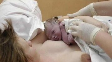实拍孕妇顺产惊心全过程