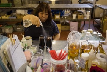 探访日本的食物模型工厂 仿真度极高