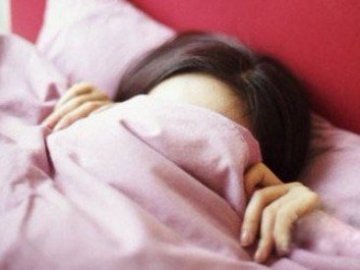 十大错误睡眠习惯易惹病：枕头过高