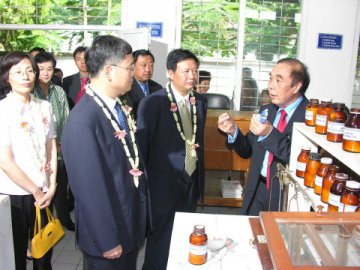 秉承兰茂风骨 谱写杏林辉煌--云南中医学院建设发展纪实