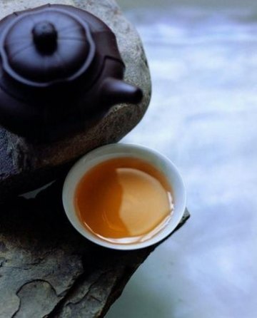 空腹饮茶妨碍消化 21种情况不宜喝茶