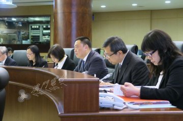 梁维特： 博彩业中期检讨如体检