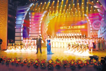 白衣天使演绎大医精神