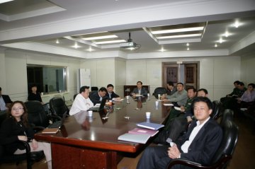 中国疾病预防控制中心召开人感染猪H1N1流感疫情通报及防控技术工作电视电话会议