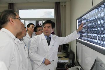 北京朝阳医院完成世界首例3D下肾癌取瘤栓术