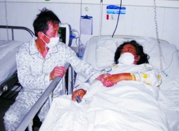 50岁丈夫捐肾救下患尿毒症爱妻