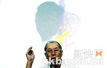 切肝切胆前可电脑先“彩排“ “白开刀“将大减