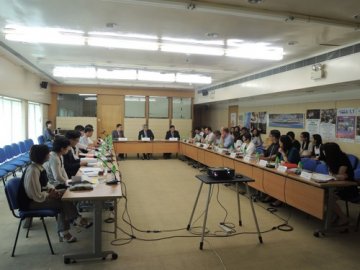 防治爱滋病委员会召开2014年度第一次工作会议