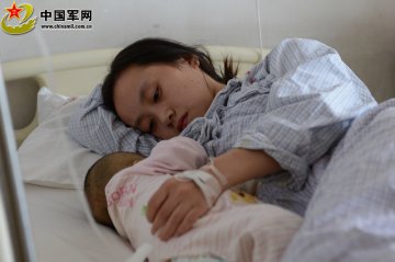 胆道闭锁 两病婴母亲“换肝”救子事件回放
