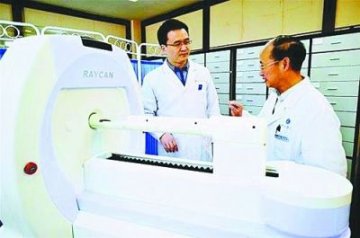 华科诞生最牛医学影像技术 能看清芝麻大病灶
