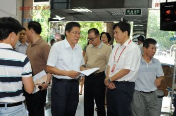 罗湖：13名中医定期坐诊社康中心受欢迎