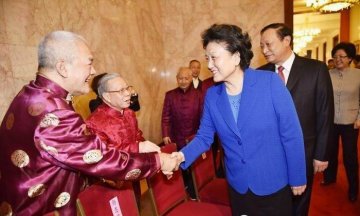 刘延东：加快发展中医药事业 更好服务经济社会发展大局