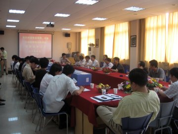 我校召开基层党组织建设迎考工作检查汇报会