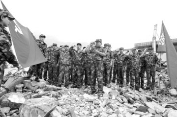 与死神较量的白衣战士——第三军医大学大坪医院赴德阳抗震救灾医疗队抢救伤员纪实
