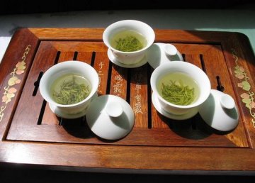 空腹饮茶妨碍消化 21种情况不宜喝茶