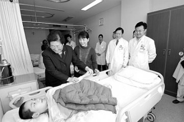 新生，在十次手术后