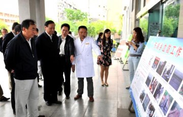 王国强副主任带队检查四川省血吸虫病防治工作