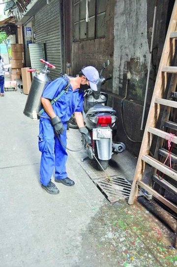 专家吁续防H7N9登革热