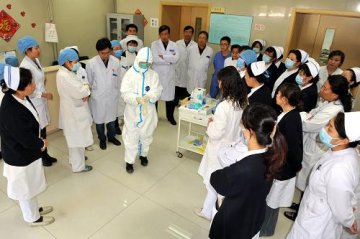 北京宣武中医院举行埃博拉疫情防控演练