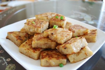 新年糕点不宜当正餐