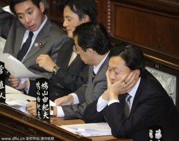 世界睡眠日：盘点各国政要睡姿百态