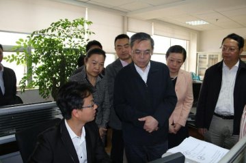国家卫生计生委刘谦在云南督查及调研时提出——要有针对性地谋划和推动地区医改