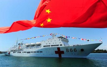 “和平方舟”号医院船抵达肯尼亚