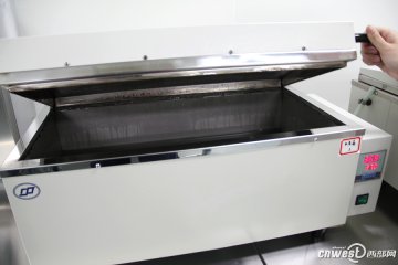 精子苏醒：冷冻的精子取出后需在37度恒温的水溶箱中缓释