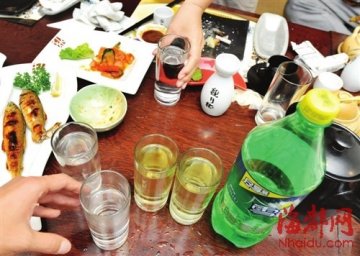 含消毒水雪碧致食客食道灼伤 疑可口可乐所产
