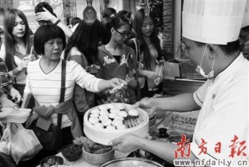 广州美食节暴露许多弊端 除了吆喝更需要创意