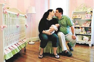 妻子用丈夫22年前精子产下女婴创纪录