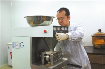 同仁堂：研发新中药抗击抑郁症