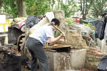 江苏被查死龙虾窝点“复活” 三年被查三回