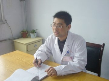 记宝鸡市绛帐社会福利院精神科医生雷兵涛先进事迹