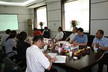 陈金玉副厅长陪同中国妇幼保健协会张文康会长一行视察省妇幼保健院