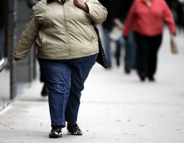 新研究称全人类因肥胖超重总和达1700万吨