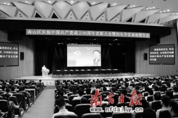 41岁医生患血癌去世 患者儿子戴孝送别