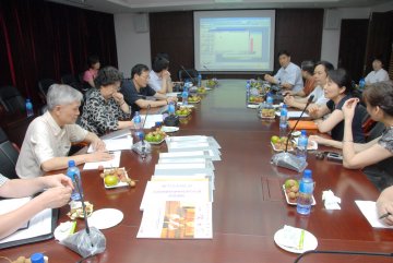 中国控烟协会督导组到附属一院检查控烟工作
