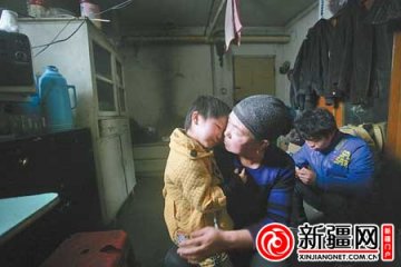 4岁女童患重病无钱治 因户籍原因难享免费治疗
