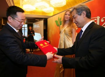 防脑卒中留意八个危险因素