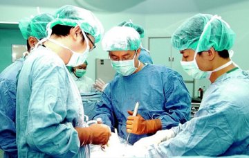 上海仁济医院：脊柱侧弯手术找刘祖德