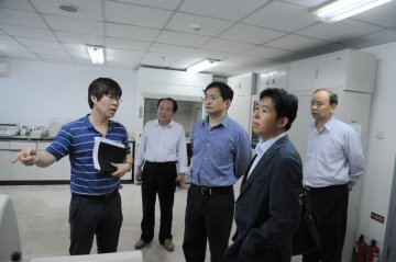 国家卫生和计划生育委员会疾控局于竞进局长一行来环境所调研环境卫生工作