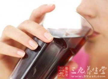 10个恶习镶牙齿变黄变黑