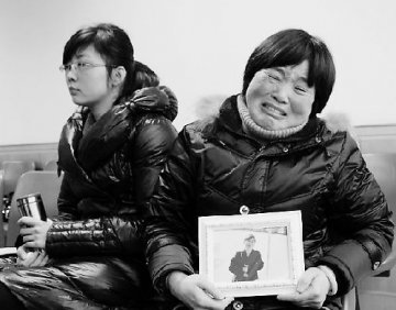 打3针每支7900元雅培修美乐 大三男生命丧杭州