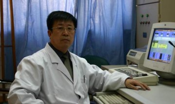 放射治疗专家尤庆山教授