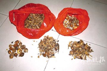 食品店为吸引顾客加罂粟壳烹饪鸭脖